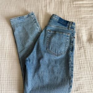 Abercrombie & Fitch Curve Love Ultra High Rise 90s Straight Jean